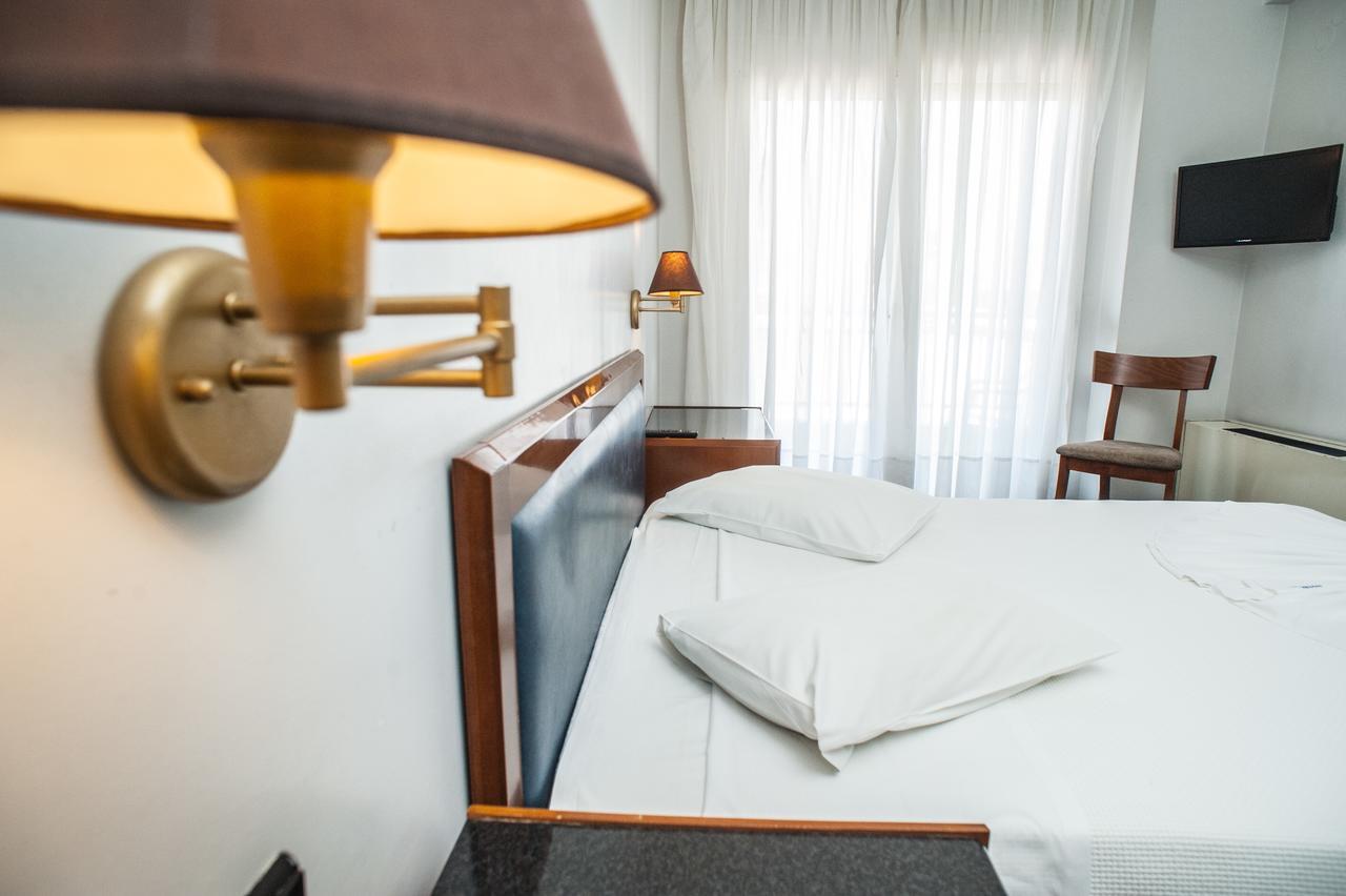 Hotel Aigli Peraía 외부 사진