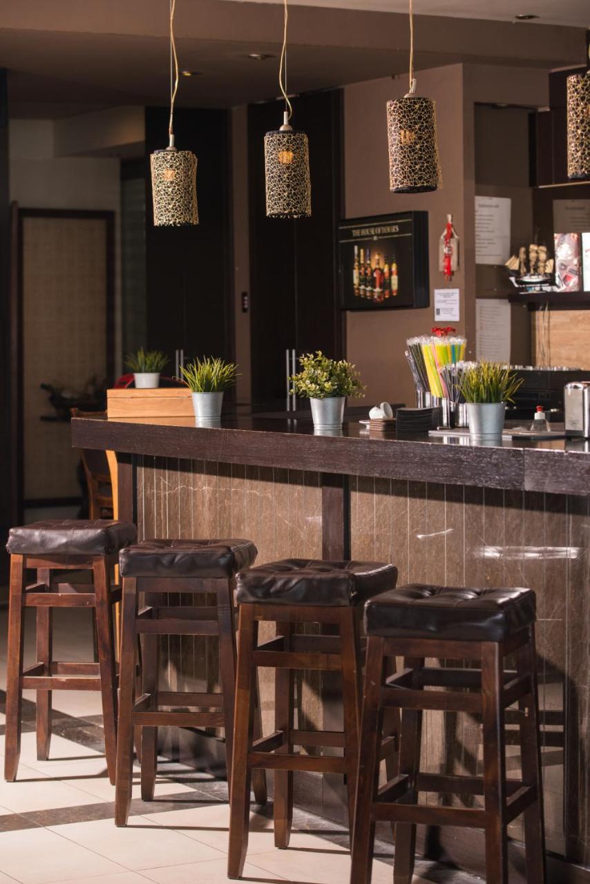 Hotel Aigli Peraía 외부 사진