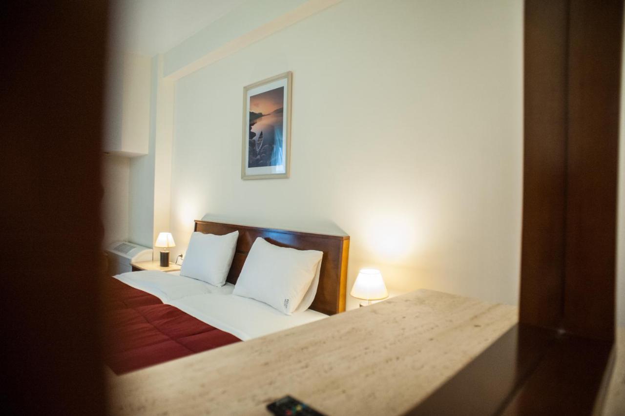 Hotel Aigli Peraía 외부 사진